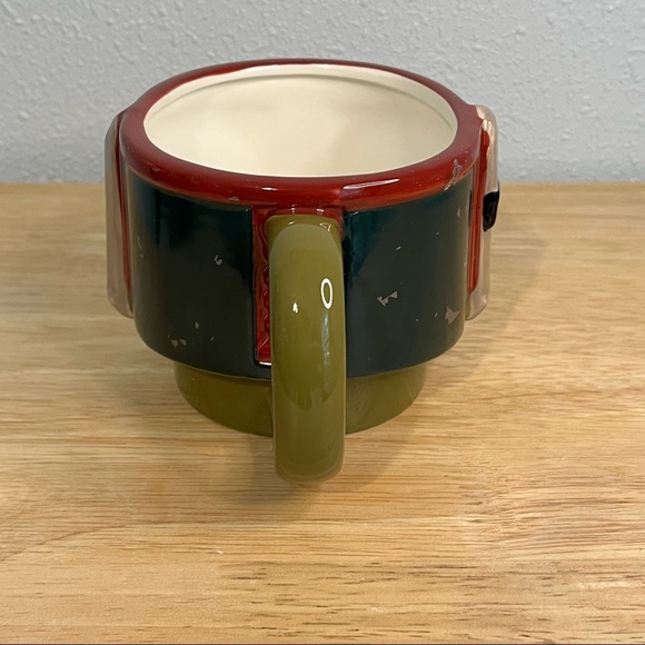 NIB Boba Fett Helmet Ceramic 3D Mug with Battle Scars (20 Ounces) - Picture 8 of 16